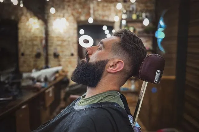 Wnętrze salonu Gentlemen Barber Shop Radom w MULTIVO Centrum