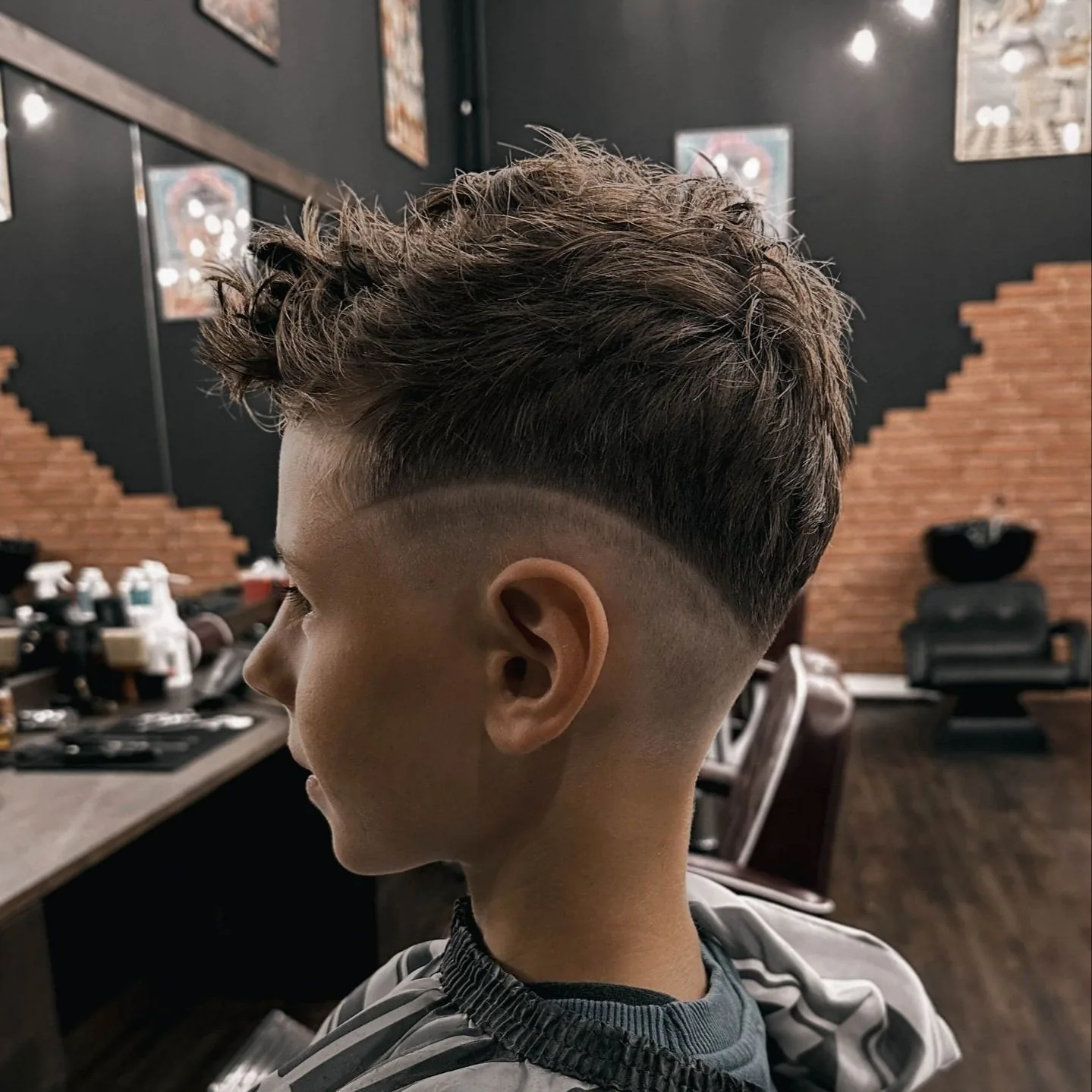 Textured crop fade w Gentlemen Barber Shop Radom - realizacja barberska w Radomiu