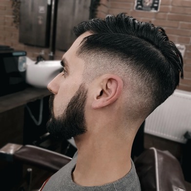 Combo włosy + broda profil w Gentlemen Barber Shop Radom - realizacja barberska w Radomiu