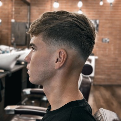 Dłuższe włosy + fade w Gentlemen Barber Shop Radom - realizacja barberska w Radomiu