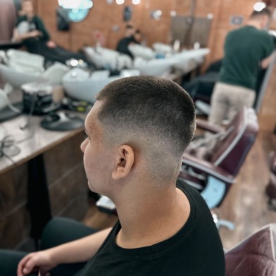 High fade profil w Gentlemen Barber Shop Radom - realizacja barberska w Radomiu