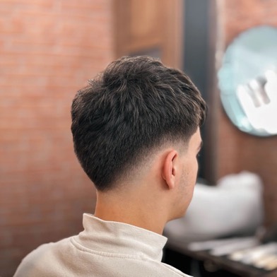 Low fade - tył w Gentlemen Barber Shop Radom - realizacja barberska w Radomiu