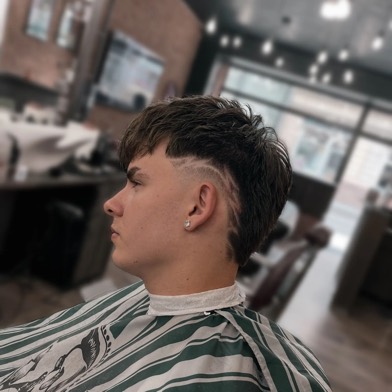 Textured crop w salonie w Gentlemen Barber Shop Radom - realizacja barberska w Radomiu